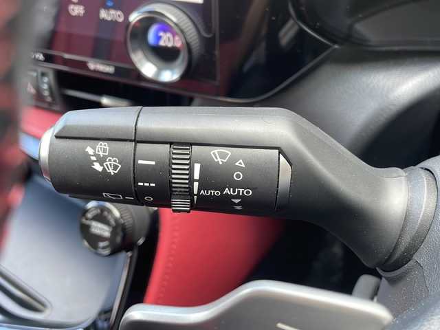 レクサス ＮＸ 350h Fスポーツ 鳥取県 2022(令4)年 2.8万km ホワイトノーヴァガラスフレーク ワンオーナー/オートモード４WD/スマートキーx２カードキー/レッド・ブラックレザー/ダブルサンルーフ/オレンジキャリパー/グロスブラック20インチAW/デジタルインナーミラー/電動ラッジドア/全方位カメラ/プリクラッシュセーフティ/ブラインドスポット/レーンデパーチャー/アダクティブクルーズ/インテリソナー/オートハイビーム/360度ドライブレコーダー/パークングアシスト/メーカーナビゲーション/フルセグ・Bluetooth・DVD再生/パドルシフト/前席パワーシート/エアーシート・ヒーター/AC100V電源/LEDヘッドライト/LEDフォグ/ビルトインETC/保証書・取説