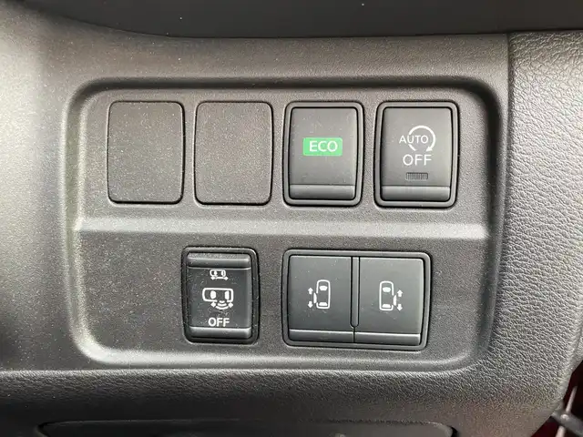 日産 セレナ ハイウェイスター Vセレクション 神奈川県 2018(平30)年 4.4万km マルーンレッド ワンオーナー/プッシュスタート/スペアキー1本/ビルトインETC/自動駐車システム/全方位カメラ/録画機能付きデジタルインナーミラー/クルーズコントロール/プリクラッシュ/車線逸脱防止装置/本革ステアリング/オートライト/LEDライト/フォグランプ/両側パワースライドドア/ハンズフリースライドドア/アイドリングストップ/横滑り防止装置
