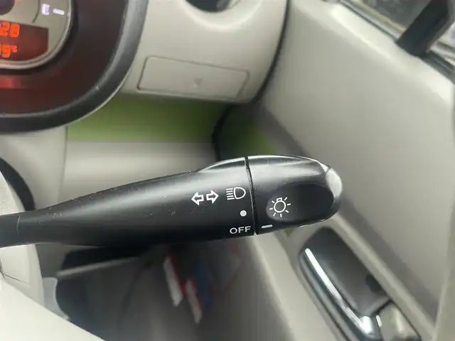 ダイハツ ムーヴ コンテ X 群馬県 2015(平27)年 5.9万km パールホワイトⅢ/コットンアイボリー 2トーン 純正SDナビ、地デジ、CD、DVD、MSV/　（NSZN-W65D）/４WD/電動格納ミラー/スマートキー×１/ドアバイザー/Wエアバッグ/ABS/整備手帳、取説