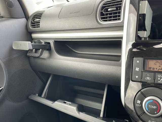 ダイハツ タント カスタム X 道東・釧路十勝 2016(平28)年 5.6万km ブラックマイカメタリック 4WD/片側パワースライドドア/純正エンジンスターター/エコアイドル/LEDヘッドライト/オートライト/フォグランプ/ベンチシート/社外14インチアルミ/プッシュスタート/スマートキー