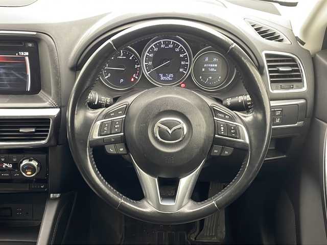 マツダ ＣＸ－５ XD Lパッケージ 沖縄県 2015(平27)年 8.1万km クリスタルホワイトパールマイカ ワンオーナー　/純正ナビ　　/　(フルセグＴＶ　Ｂｌｕｅｔｏｏｔｈ　CD　DVD)/バックカメラ　/ETC　/シートヒーター/レザーシート　/パワーシート/レーダークルーズコントロール　/プッシュスタート　/スマートキー　/純正１７インチアルミホイール/クリアランスソナー/純正フロアマット/ＬＥＤヘッドライト/オートライト/スマートキー/スペアキー/プッシュスタート