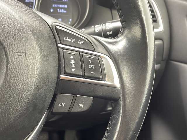 マツダ ＣＸ－５ XD Lパッケージ 沖縄県 2015(平27)年 8.1万km クリスタルホワイトパールマイカ ワンオーナー　/純正ナビ　　/　(フルセグＴＶ　Ｂｌｕｅｔｏｏｔｈ　CD　DVD)/バックカメラ　/ETC　/シートヒーター/レザーシート　/パワーシート/レーダークルーズコントロール　/プッシュスタート　/スマートキー　/純正１７インチアルミホイール/クリアランスソナー/純正フロアマット/ＬＥＤヘッドライト/オートライト/スマートキー/スペアキー/プッシュスタート