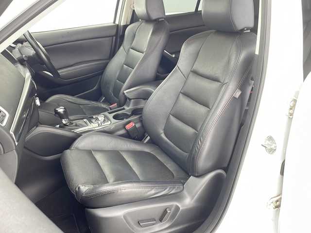 マツダ ＣＸ－５ XD Lパッケージ 沖縄県 2015(平27)年 8.1万km クリスタルホワイトパールマイカ ワンオーナー　/純正ナビ　　/　(フルセグＴＶ　Ｂｌｕｅｔｏｏｔｈ　CD　DVD)/バックカメラ　/ETC　/シートヒーター/レザーシート　/パワーシート/レーダークルーズコントロール　/プッシュスタート　/スマートキー　/純正１７インチアルミホイール/クリアランスソナー/純正フロアマット/ＬＥＤヘッドライト/オートライト/スマートキー/スペアキー/プッシュスタート