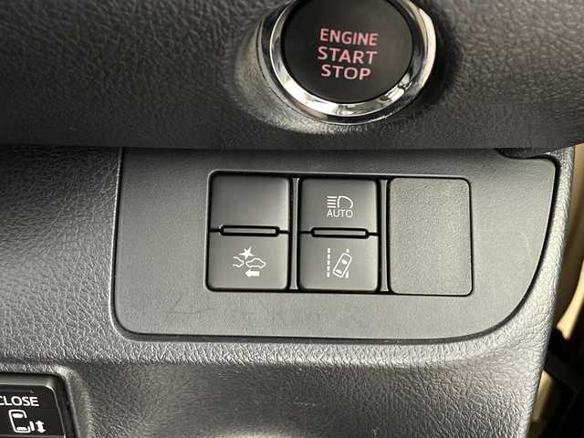 トヨタ シエンタ G グランパー 鹿児島県 2020(令2)年 4.8万km ベージュ 社外カロツェリアナビ/AVIC-RL711/社外カロツェリア製/フリップダウンモニター/両側パワースライド/前席シートヒーター/ステアリングヒーター/インテリジェントクリアランスソナー/LEDヘッドライト/オートヘッドライト/グランパー専用クロームメッキフロントグリルトリム/グランパー専用ブラックホイールキャップ/グランパー専用ブラックサイドミラー