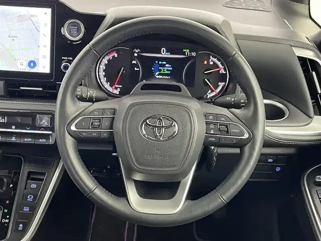 トヨタ ノア S－Z 埼玉県 2022(令4)年 2.4万km スパークリングブラックパールクリスタルシャイン 純正１０．５インチディスプレイオーディオ　フリップダウンモニター　バックカメラ　ＢＳＭ　ＤＶＤ再生　三眼ＬＥＤ　セーフティセンス　ビルトインＥＴＣ２．０　前後ドラレコ　ＨＤＭＩ　シートヒーター　地デジ