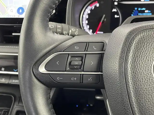 トヨタ ノア S－Z 埼玉県 2022(令4)年 2.4万km スパークリングブラックパールクリスタルシャイン 純正１０．５インチディスプレイオーディオ　フリップダウンモニター　バックカメラ　ＢＳＭ　ＤＶＤ再生　三眼ＬＥＤ　セーフティセンス　ビルトインＥＴＣ２．０　前後ドラレコ　ＨＤＭＩ　シートヒーター　地デジ