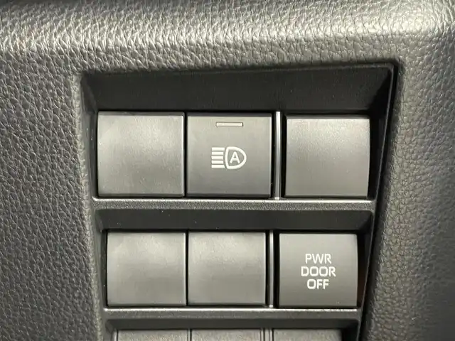 トヨタ ノア S－Z 埼玉県 2022(令4)年 2.4万km スパークリングブラックパールクリスタルシャイン 純正１０．５インチディスプレイオーディオ　フリップダウンモニター　バックカメラ　ＢＳＭ　ＤＶＤ再生　三眼ＬＥＤ　セーフティセンス　ビルトインＥＴＣ２．０　前後ドラレコ　ＨＤＭＩ　シートヒーター　地デジ