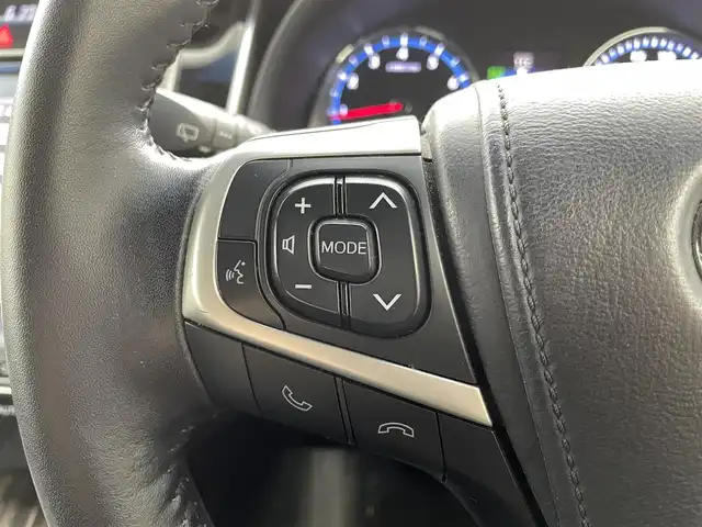 トヨタ ハリアー エレガンス 福井県 2014(平26)年 12.6万km ホワイトパールクリスタルシャイン トヨタ純正９インチナビ　型式：ＮＳＺＴ－Ｙ６２Ｇ/（ＦＭ／ＡＭ／ＢＴ／ＣＤ／ＤＶＤ）/バックカメラ/スペアキー１本　/社外ＥＴＣ　/純正フロアマット　/合皮シート　/電動シート /純正17インチアルミホイール