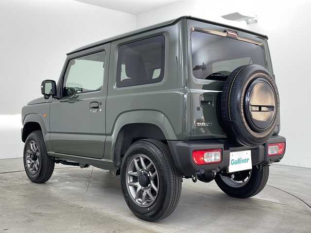 スズキ ジムニー XC 兵庫県 2025(令7)年 0.1千km ジャングルグリーン ・登録済未使用車/・デュアルセンサーブレーキサポート/・誤発進抑制機能/・車線逸脱警報機能/・ふらつき警報機能/・ハイビームアシスト/・先行車発進お知らせ機能/・標識認識機能/・エマージェンシーストップシグナル/・ヒルホールドコントロール/・ヒルディセントコントロール/・ＬＥＤヘッドランプ/・ヘッドランプウォッシャー/・オートライトシステム/・フロントマルチリフレクターハロゲンフォグランプ/・ヒーテッドドアミラー/・クルーズコントロール/・純正16インチアルミホイール/・前席シートヒーター/・プッシュスタート/・スマートキー