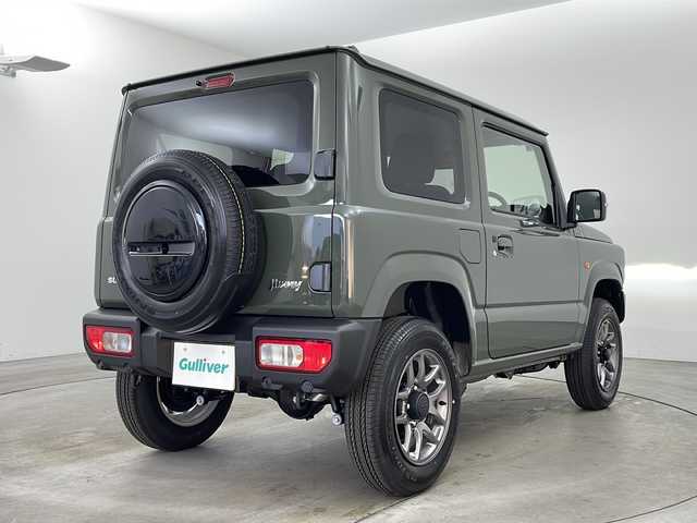 スズキ ジムニー XC 兵庫県 2025(令7)年 0.1千km ジャングルグリーン ・登録済未使用車/・デュアルセンサーブレーキサポート/・誤発進抑制機能/・車線逸脱警報機能/・ふらつき警報機能/・ハイビームアシスト/・先行車発進お知らせ機能/・標識認識機能/・エマージェンシーストップシグナル/・ヒルホールドコントロール/・ヒルディセントコントロール/・ＬＥＤヘッドランプ/・ヘッドランプウォッシャー/・オートライトシステム/・フロントマルチリフレクターハロゲンフォグランプ/・ヒーテッドドアミラー/・クルーズコントロール/・純正16インチアルミホイール/・前席シートヒーター/・プッシュスタート/・スマートキー