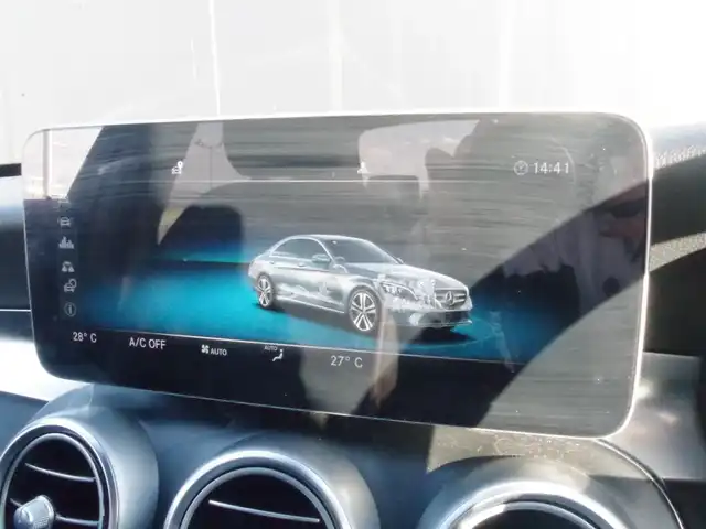 メルセデス・ベンツ Ｃ２００ 4マチック AVG AMGライン 岩手県 2019(平31)年 6万km ダイヤモンドホワイト アクティブブレーキアシスト/レーンチェンジアシスト/ブラインドスポット/アテンションアシスト/純正HDDナビ/フルセグTV/バックカメラ/DSRC/黒革シート/パワーシート/シートヒーター/エアサス/マルチビームLED