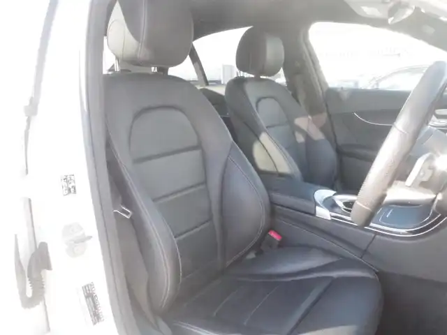 メルセデス・ベンツ Ｃ２００ 4マチック AVG AMGライン 岩手県 2019(平31)年 6万km ダイヤモンドホワイト アクティブブレーキアシスト/レーンチェンジアシスト/ブラインドスポット/アテンションアシスト/純正HDDナビ/フルセグTV/バックカメラ/DSRC/黒革シート/パワーシート/シートヒーター/エアサス/マルチビームLED