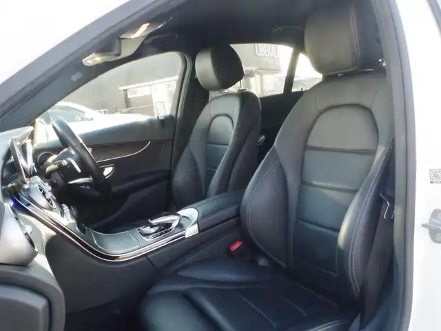 メルセデス・ベンツ Ｃ２００ 4マチック AVG AMGライン 岩手県 2019(平31)年 6万km ダイヤモンドホワイト アクティブブレーキアシスト/レーンチェンジアシスト/ブラインドスポット/アテンションアシスト/純正HDDナビ/フルセグTV/バックカメラ/DSRC/黒革シート/パワーシート/シートヒーター/エアサス/マルチビームLED