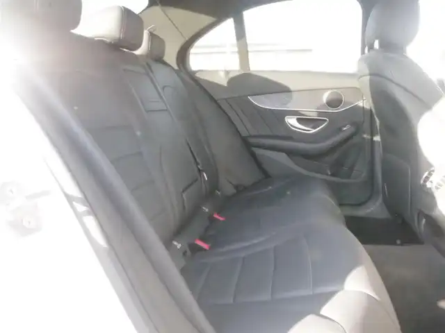 メルセデス・ベンツ Ｃ２００ 4マチック AVG AMGライン 岩手県 2019(平31)年 6万km ダイヤモンドホワイト アクティブブレーキアシスト/レーンチェンジアシスト/ブラインドスポット/アテンションアシスト/純正HDDナビ/フルセグTV/バックカメラ/DSRC/黒革シート/パワーシート/シートヒーター/エアサス/マルチビームLED