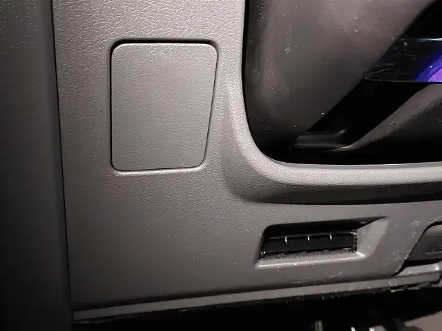 トヨタ ランドクルーザー AX 東京都 2024(令6)年 0.7万km アティチュードブラックマイカ 社外メモリナビ/フルセグTV/バックカメラ/ドライブレコーダー/ハーフレザーシート/電動デフロック/LEDヘッドライト/Toyota Safety Sense/・プリクラッシュセーフティ/・レーンディパーチャーアラート/・オートマチックハイビーム/クルーズコントロール