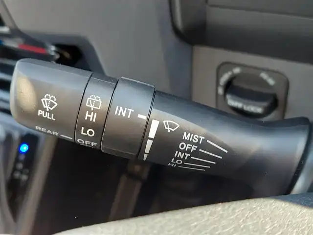 トヨタ ランドクルーザー AX 東京都 2024(令6)年 0.7万km アティチュードブラックマイカ 社外メモリナビ/フルセグTV/バックカメラ/ドライブレコーダー/ハーフレザーシート/電動デフロック/LEDヘッドライト/Toyota Safety Sense/・プリクラッシュセーフティ/・レーンディパーチャーアラート/・オートマチックハイビーム/クルーズコントロール