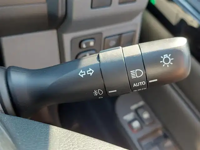 トヨタ ランドクルーザー AX 東京都 2024(令6)年 0.7万km アティチュードブラックマイカ 社外メモリナビ/フルセグTV/バックカメラ/ドライブレコーダー/ハーフレザーシート/電動デフロック/LEDヘッドライト/Toyota Safety Sense/・プリクラッシュセーフティ/・レーンディパーチャーアラート/・オートマチックハイビーム/クルーズコントロール