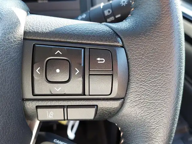 トヨタ ランドクルーザー AX 東京都 2024(令6)年 0.7万km アティチュードブラックマイカ 社外メモリナビ/フルセグTV/バックカメラ/ドライブレコーダー/ハーフレザーシート/電動デフロック/LEDヘッドライト/Toyota Safety Sense/・プリクラッシュセーフティ/・レーンディパーチャーアラート/・オートマチックハイビーム/クルーズコントロール