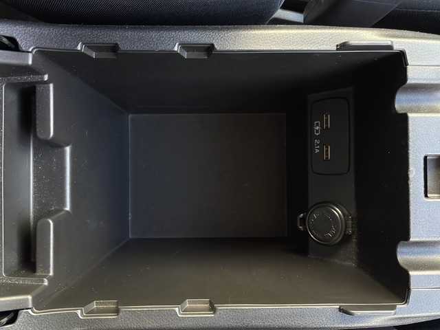 スバル インプレッサ スポーツ 1．6i－Lアイサイト 島根県 2022(令4)年 8.4万km クリスタルブラックシリカ 社外SDナビゲーション/【AVIC-RZ403】/Bluetooth/バックカメラ/レーダークルーズコントロール/ETC/USB/パドルシフト/ライトレベライザー/アイドリングストップ/リモコンキー/DVD/SD