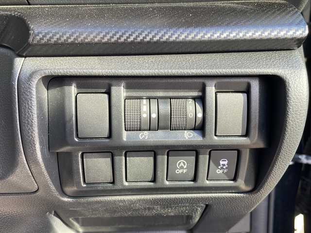 スバル インプレッサ スポーツ 1．6i－Lアイサイト 島根県 2022(令4)年 8.4万km クリスタルブラックシリカ 社外SDナビゲーション/【AVIC-RZ403】/Bluetooth/バックカメラ/レーダークルーズコントロール/ETC/USB/パドルシフト/ライトレベライザー/アイドリングストップ/リモコンキー/DVD/SD