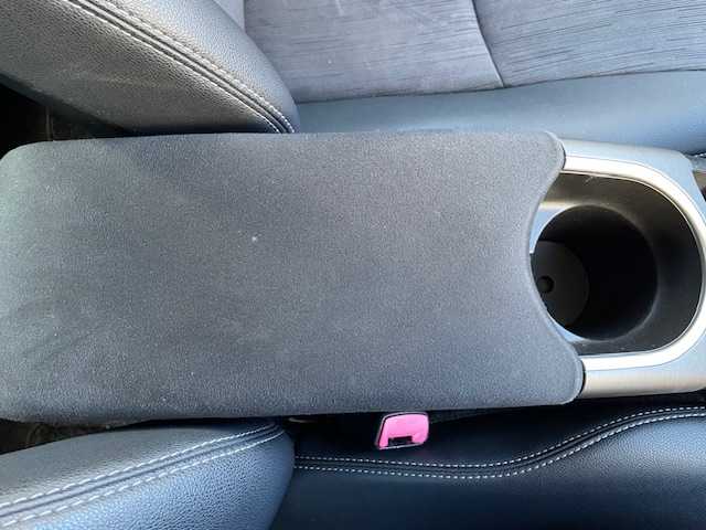 トヨタ プリウス G 青森県 2013(平25)年 8.3万km ホワイトパールクリスタルシャイン ワンオーナー/純正ナビ（フルセグ）/ＥＴＣ/ハーフレザーシート/クルーズコントロール/スペアキー/スタッドレスタイヤ積込