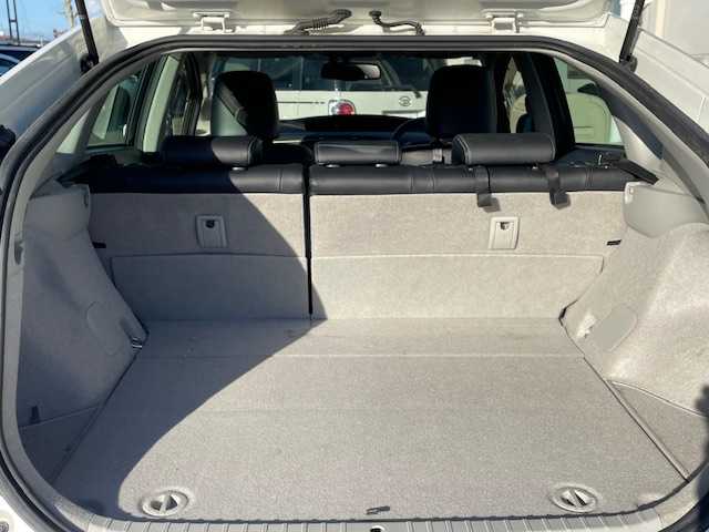 トヨタ プリウス G 青森県 2013(平25)年 8.3万km ホワイトパールクリスタルシャイン ワンオーナー/純正ナビ（フルセグ）/ＥＴＣ/ハーフレザーシート/クルーズコントロール/スペアキー/スタッドレスタイヤ積込