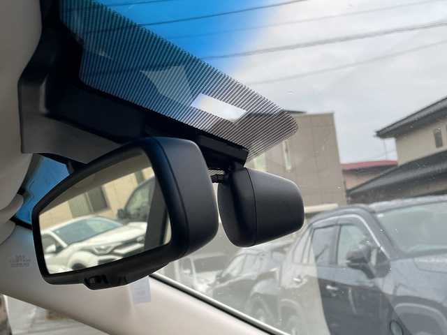 レクサス ＬＳ 600h バージョンC 秋田県 2013(平25)年 8.8万km ホワイトパールクリスタルシャイン サンルーフ /追従クルコン/プリクラッシュセーフティ/ブラインドスポットモニター/革シート /純正ナビ/（フルセグTV　Bluetooth CD DVD）　/バックカメラ　/前後ソナー　/前席メモリ付パワーシート　/シートベンチレーション/ヒーター　/電動リアゲート　/ETC