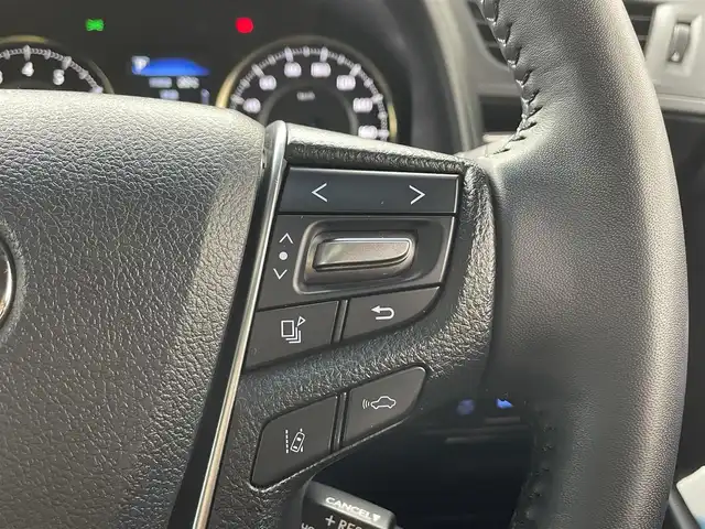 トヨタ アルファード S タイプゴールドⅢ 埼玉県 2022(令4)年 2.1万km ブラック サンルーフ　モデリスタ　後席モニター　ＢＳＭ　ワイヤレス充電　デジタルインナーミラー　両側パワースライドドア　オットマン　純正８型ナビ　バックカメラ　ＤＶＤ　ドライブレコーダー　ＥＴＣ　三眼