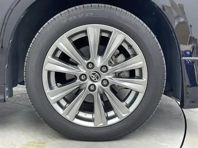 トヨタ アルファード S タイプゴールドⅢ 埼玉県 2022(令4)年 2.1万km ブラック サンルーフ　モデリスタ　後席モニター　ＢＳＭ　ワイヤレス充電　デジタルインナーミラー　両側パワースライドドア　オットマン　純正８型ナビ　バックカメラ　ＤＶＤ　ドライブレコーダー　ＥＴＣ　三眼