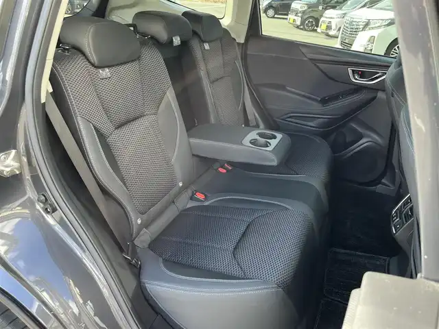 スバル フォレスター プレミアム 奈良県 2020(令2)年 5.1万km マグネタイトグレーメタリック ８インチ純正パナソニックナビ　/ＨＤＭＩ　/フルセグテレビ　/ｂｌｕｅｔｏｏｔｈ　/バックカメラ　/サイドカメラ　/電動リアゲート　/ＥＴＣ　/シートヒーター全席　/パワーシート　/フォグランプ　/アイサイト/アダブティブクルーズコントロール/コーナーセンサー/BSM/ステアリング連動ヘッドランプ