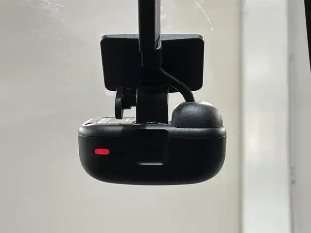 ダイハツ キャスト スタイル X リミテッド SAⅢ 愛知県 2019(平31)年 3.3万km ファイアークォーツレッドM 純正ナビ　NSZP-W69D/（FM/AM/SD/Bluetooth/フルセグTV)/衝突軽減ブレーキ　/シートヒーター　/ビルトインＥＴＣ　/バックカメラ　/ドライブレコーダー　/オートマチックハイビーム　/アイドリングストップ　/プッシュスタート　/　　-スマートキー/純正フロアマット　/パーキングセンサー/ISOFIX