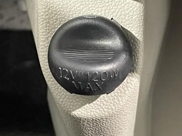 ダイハツ キャスト スタイル X リミテッド SAⅢ 愛知県 2019(平31)年 3.3万km ファイアークォーツレッドM 純正ナビ　NSZP-W69D/（FM/AM/SD/Bluetooth/フルセグTV)/衝突軽減ブレーキ　/シートヒーター　/ビルトインＥＴＣ　/バックカメラ　/ドライブレコーダー　/オートマチックハイビーム　/アイドリングストップ　/プッシュスタート　/　　-スマートキー/純正フロアマット　/パーキングセンサー/ISOFIX