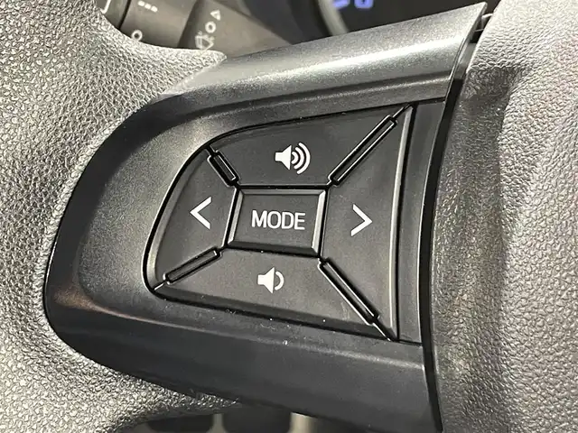 ダイハツ キャスト スタイル X リミテッド SAⅢ 愛知県 2019(平31)年 3.3万km ファイアークォーツレッドM 純正ナビ　NSZP-W69D/（FM/AM/SD/Bluetooth/フルセグTV)/衝突軽減ブレーキ　/シートヒーター　/ビルトインＥＴＣ　/バックカメラ　/ドライブレコーダー　/オートマチックハイビーム　/アイドリングストップ　/プッシュスタート　/　　-スマートキー/純正フロアマット　/パーキングセンサー/ISOFIX