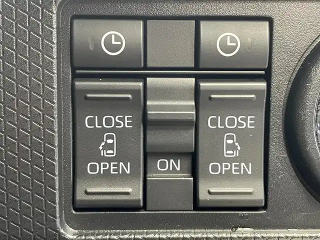 ダイハツ タント カスタム RS 岩手県 2024(令6)年 1万km シャイニングホワイトパール ４WD/ターボ/両側パワースライドドア/ロールサンシェード/シートバックテーブル/スマートアシスト/衝突回避支援ブレーキ/ブレーキ制御付き誤発進抑制機能/車線逸脱抑制機能/アダプティブドライビングビーム/標識認識機能/先行車発進お知らせ機能/コーナーセンサー/横滑り防止装置/アイドリングストップ/オートブレーキホールド/前席シートヒーター/純正ナビ/フルセグTV/バックカメラ/ドライブレコーダー/ETC/LEDヘッドライト/LEDフォグライト/純正１５インチアルミホイール