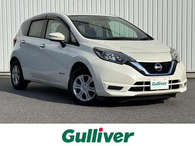 日産 ノート e－パワー X 滋賀県 2018(平30)年 6万km ブリリアントホワイトパール 純正SDナビ/・フルセグTV/・AM FM/・CD DVD/・SD録音機能/衝突軽減ブレーキ/車線逸脱警報/ステアリングリモコン/プッシュスタート/スマートキー/ETC/オートヘッドライト