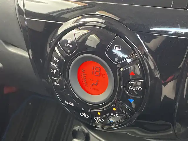日産 ノート e－パワー X 新潟県 2018(平30)年 6万km ブリリアントホワイトパール 純正SDナビ/・フルセグTV/・AM FM/・CD DVD/・SD録音機能/衝突軽減ブレーキ/車線逸脱警報/ステアリングリモコン/プッシュスタート/スマートキー/ETC/オートヘッドライト