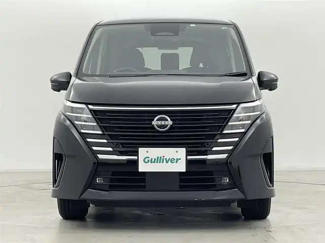日産 セレナ e－パワー ルキシオン 群馬県 2023(令5)年 1.1万km ダイヤモンドブラック 100VAC電源(1500W)/純正12.3インチナビ/AM/FM/CD/DVD/BT/USB/HDMI/AppleCarPlay/AndroidAuto/フルセグTV/ビルトインETC2.0/ワイヤレス充電/アラウンドビューモニター/インテリジェントルームミラー/プロパイロット（ナビリンク機能付）/プロパイロットパーキング/アダプティブLEDヘッドライト/============/ハンズフリー両側パワースライドドア/エマージェンシーブレーキ/前方衝突予測警報(FCW)/車線逸脱防止支援システム(LI)＋車線逸脱警報(LDW)/後側方衝突防止支援システム(BSI)＋後側方車両検知警報(BSW)/後退時車両検知警報(RCTA)/ふらつき警報/踏み間違い衝突防止アシスト/標識検知機能/スマートキー/プッシュスタート