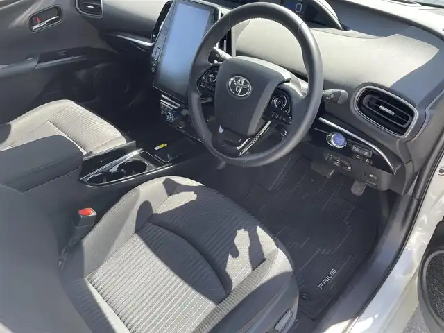 トヨタ プリウス A 愛知県 2020(令2)年 0.8万km ホワイトパールクリスタルシャイン ・純正メーカーオプションナビ（メモリー）/・全方位カメラ/・フルセグTV/・Bluetooth/USB/AUX接続/・ETC2.0/・パワーシート（D）/・サイドリフトシート（N）/・純正LEDヘッドライト/・オートマチックハイビーム/・衝突軽減ブレーキ/・レーンキープアシスト/・ブラインドスポットモニター/・コムテックドライブレコーダー（前後）/・スマートキー/・プッシュスタート