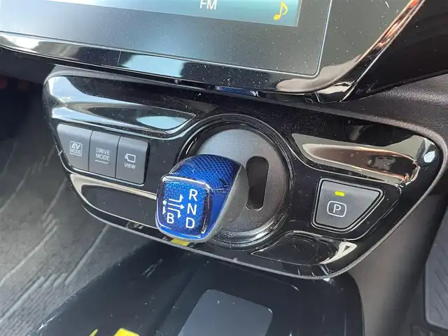 トヨタ プリウス A 愛知県 2020(令2)年 0.8万km ホワイトパールクリスタルシャイン ・純正メーカーオプションナビ（メモリー）/・全方位カメラ/・フルセグTV/・Bluetooth/USB/AUX接続/・ETC2.0/・パワーシート（D）/・サイドリフトシート（N）/・純正LEDヘッドライト/・オートマチックハイビーム/・衝突軽減ブレーキ/・レーンキープアシスト/・ブラインドスポットモニター/・コムテックドライブレコーダー（前後）/・スマートキー/・プッシュスタート