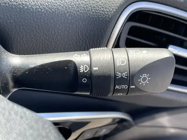 トヨタ プリウス A 愛知県 2020(令2)年 0.8万km ホワイトパールクリスタルシャイン ・純正メーカーオプションナビ（メモリー）/・全方位カメラ/・フルセグTV/・Bluetooth/USB/AUX接続/・ETC2.0/・パワーシート（D）/・サイドリフトシート（N）/・純正LEDヘッドライト/・オートマチックハイビーム/・衝突軽減ブレーキ/・レーンキープアシスト/・ブラインドスポットモニター/・コムテックドライブレコーダー（前後）/・スマートキー/・プッシュスタート