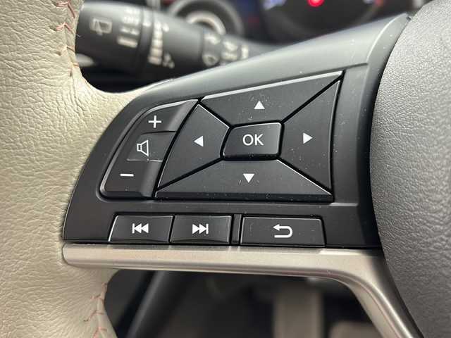 日産 デイズ ボレロ 三重県 2020(令2)年 1.8万km アメジストブラック/シルキーホワイト 禁煙車　/純正９インチＳＤナビ　/エマージェンシーブレーキ　/セーフティシールド　/衝突被害軽減ブレーキ　/車線逸脱防止装置　/オートハイビーム　/アラウンドビューモニター　/インテリジェントスマートルームミラー/オートAC/革巻きステアリング/スマートキー/プッシュスタート/アイドリングストップ/純正前方ドライブレコーダー/ベンチシート/前後コーナーセンサー/ハーフレザーシート /ドアバイザー