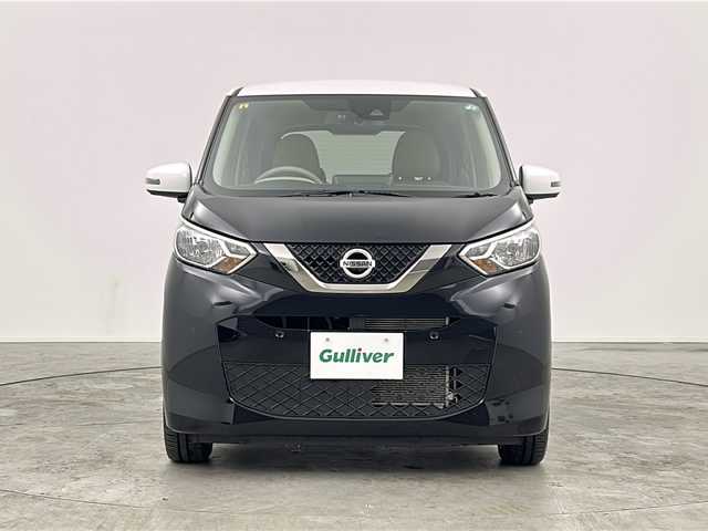 日産 デイズ ボレロ 三重県 2020(令2)年 1.8万km アメジストブラック/シルキーホワイト 禁煙車　/純正９インチＳＤナビ　/エマージェンシーブレーキ　/セーフティシールド　/衝突被害軽減ブレーキ　/車線逸脱防止装置　/オートハイビーム　/アラウンドビューモニター　/インテリジェントスマートルームミラー/オートAC/革巻きステアリング/スマートキー/プッシュスタート/アイドリングストップ/純正前方ドライブレコーダー/ベンチシート/前後コーナーセンサー/ハーフレザーシート /ドアバイザー
