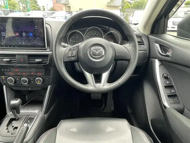 マツダ ＣＸ－５ XD 神奈川県 2012(平24)年 5.7万km ブラック 社外パーツ多数/・社外20インチAW/・D-MAX車高調/・社外HIDヘッドライト/・社外KEDテールレンズ/・社外グリル/純正パーツ車載/・純正17インチ夏タイヤ付き4本車載/・純正ヘッドライト/・純正テールレンズ/・純正グリル/社外ディスプレイオーディオ/・Bluetoothオーディオ/・スマホ連携/・バックカメラ/レザー調シートカバー/新車時手帳、取説