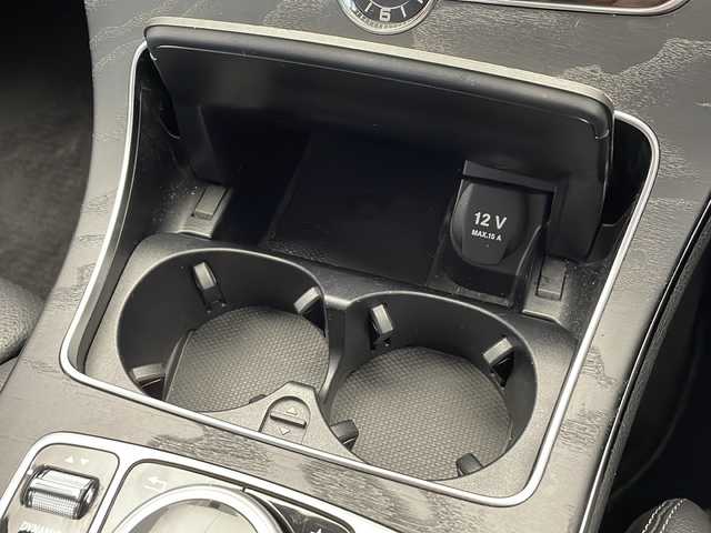 メルセデス・ベンツ Ｃ２２０ｄ ローレウスエディション 栃木県 2017(平29)年 5.6万km セレナイトグレー ディーゼル/純正メーカーOPナビ/（フルセグTV/BT）/バックカメラ/コーナーセンサー/ETC/パワーバックドア/パワーシート/シートヒーター/オートライト/LEDヘッドライト/横滑り防止装置/スマートキー/アイドリングストップ/純正アルミホイール/純正フロアマット