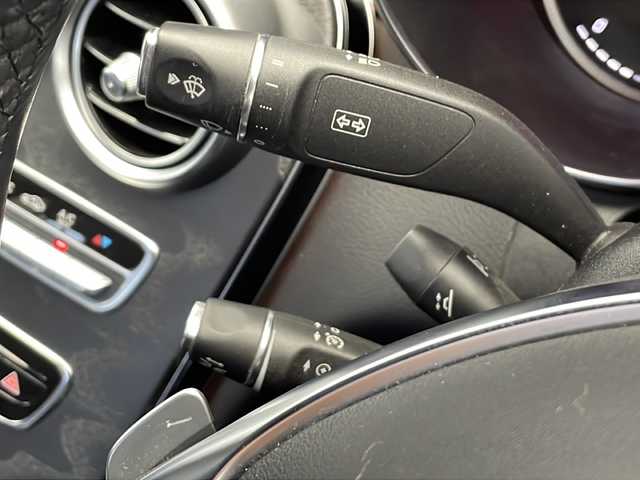 メルセデス・ベンツ Ｃ２２０ｄ ローレウスエディション 栃木県 2017(平29)年 5.6万km セレナイトグレー ディーゼル/純正メーカーOPナビ/（フルセグTV/BT）/バックカメラ/コーナーセンサー/ETC/パワーバックドア/パワーシート/シートヒーター/オートライト/LEDヘッドライト/横滑り防止装置/スマートキー/アイドリングストップ/純正アルミホイール/純正フロアマット