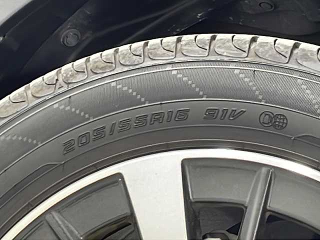 スバル インプレッサ スポーツ 1．6i－LアイサイトSスタイル 広島県 2018(平30)年 2.8万km ダークグレーメタリック 純正8型ナビ/バックカメラ/パドルシフト/アイサイト/・プリクラッシュブレーキ/・レーンキープアシスト/・レーダークルーズコントロール/・誤発進抑制機能/・ブラインドスポットモニター/LEDヘッドランプ/純正16インチAW/ETC/ドラレコ