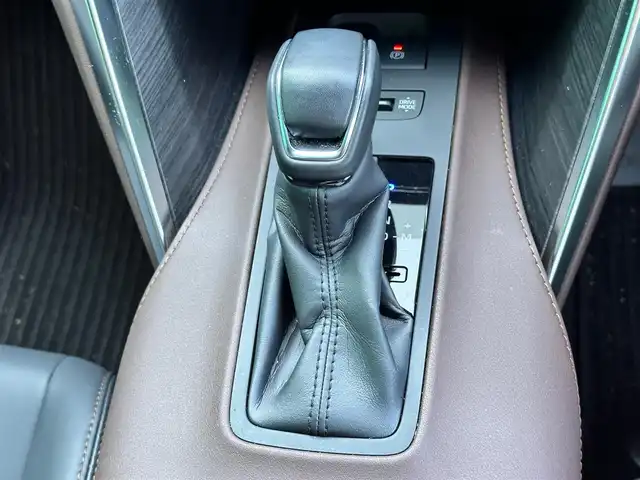 トヨタ ハリアー G 宮城県 2024(令6)年 1.4万km ブラック Toyota Safety Sense/ワンオーナー/純正ディスプレイオーディオ/【BT・USB・フルセグTV】/バックカメラ/純正18インチAW/レーダークルーズコントロール/レーントレーシングアシスト/ロードサインアシスト/ブラインドスポットモニター/リヤクロストラフィックアラート/オートハイビーム/パワーバックドア/デジタルインナーミラー/コーナーセンサー/ハーフレザーシート/パワーシート/電子パーキング/ブレーキホールド/DRIVEMODE/オートライト/LEDヘッドライト/LEDフォグ/ステアリングスイッチ/スマートキーX２/ETC