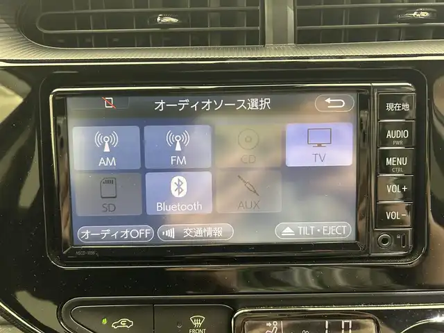 トヨタ アクア S スタイルブラック 愛媛県 2018(平30)年 1.2万km ダークブルーマイカ ・衝突被害軽減ブレーキ/・レーンキープアシスト/・純正メモリーナビゲーション/・Bluetooth/フルセグテレビ/DVD/・バックカメラ/・ドライブレコーダー/・ETC/・スマートキー/・オートヘッドライト