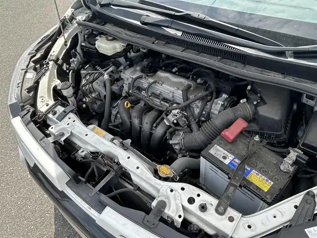 トヨタ ヴォクシー ZS 山形県 2014(平26)年 9.8万km ホワイトパールクリスタルシャイン 4WD/純正9インチナビ・フルセグTV/フリップダウンモニター/両側パワースライドドア/ビルトインET/横滑り防止機能/LEDヘッドライト/スマートキー2個/オートライト/フォグライト/純正16インチアルミホイール/スマートキー/プッシュスタート