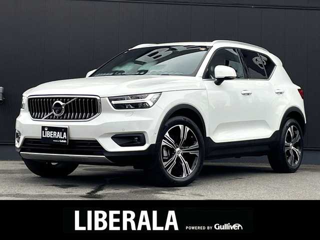ボルボ ＸＣ４０ B4 AWD インスクリプション 長野県 2021(令3)年 2.8万km クリスタルホワイトP アンバーレザー /harman/kardon /クリスタルノブ /純正ナビ /360°カメラ/TV /AppleCarPlay/AndoroidAuto /ACC /LKA /BLIS /パークアシスト /自動駐車 /ドライブモード /PWシート /PWバックドア /LEDヘッドライト /ETC /ルーフレール